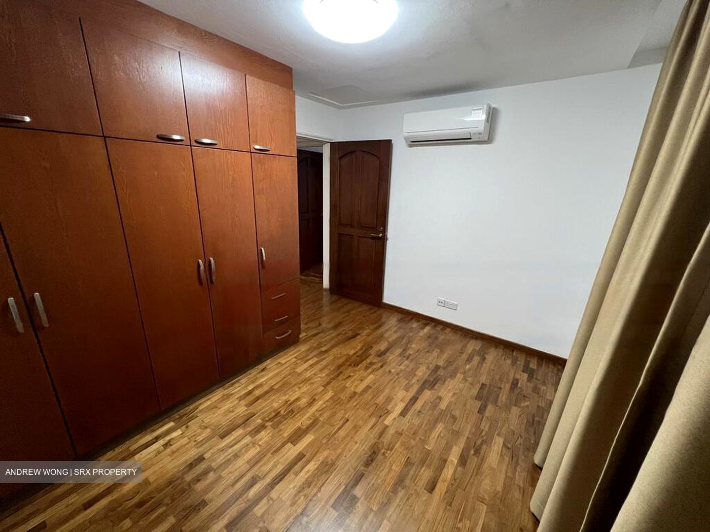Eng Kong Drive (D21), Terrace #562633061